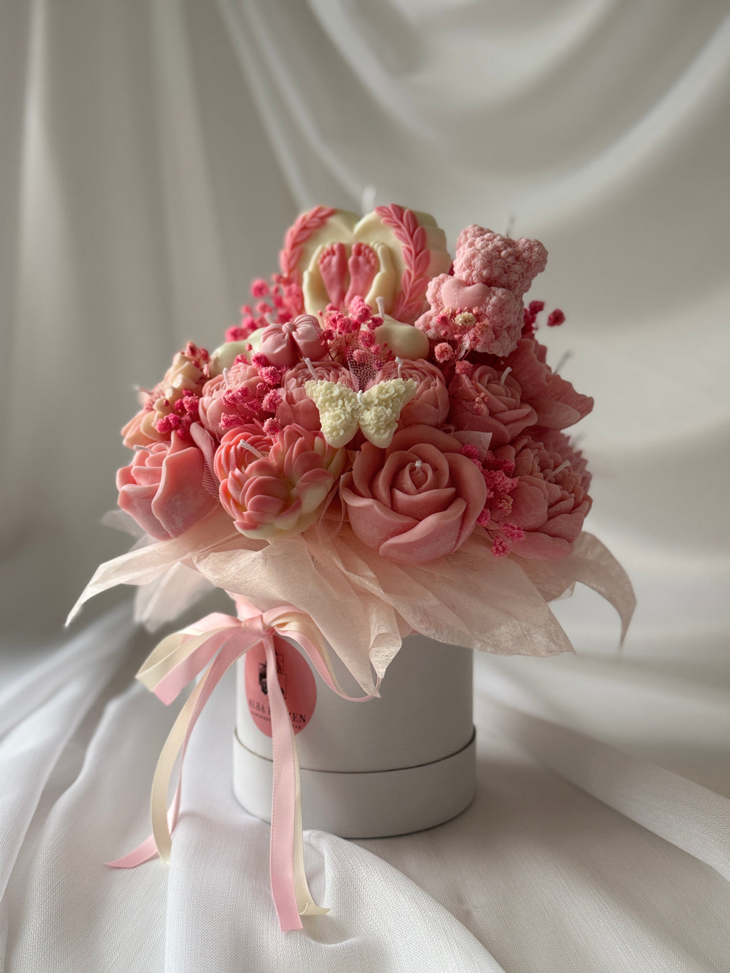 Kerzenstrauss zur Geburt - Rosa Blumenherz für Neugeborene