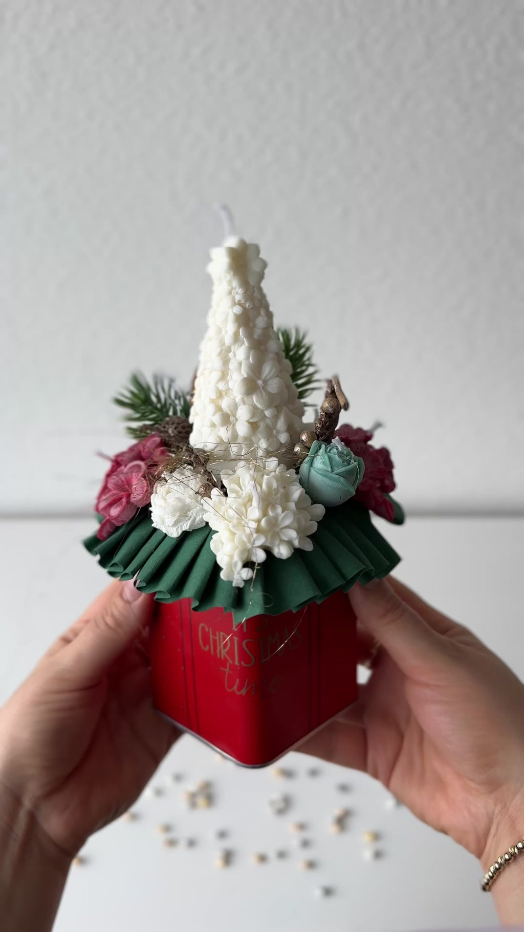 Blumenstrauß Tannenbaum weiß/rot